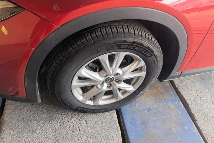 Used Mazda CX-4 2018 2.0L Automatic Two-Wheel Drive Blue Sky Dynamic Version China V Standard Left Front Wheel Hub