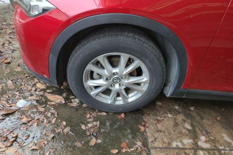 Used Mazda CX-4 2018 2.0L Automatic Two-Wheel Drive Blue Sky Dynamic Version China VI Standard Left Front Wheel Hub