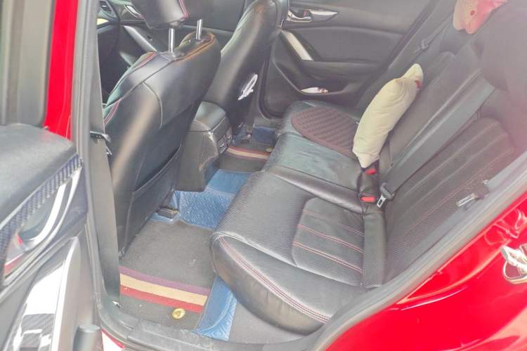 Used Mazda CX-4 2018 2.0L Automatic Two-Wheel Drive Blue Sky Dynamic Version China V Standard Left Rear Seat