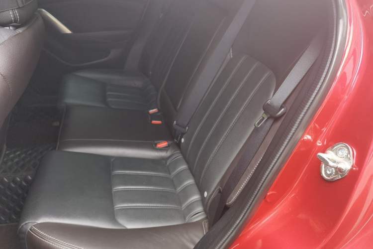 Used Mazda CX-4 2018 2.5L Automatic 4x4 Sky Passion Edition China VI Standard Left Rear Seat