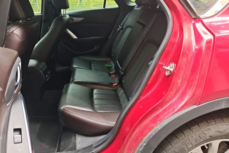 Used Mazda CX-4 2018 2.0L Automatic Two-Wheel Drive Blue Sky Luxury Edition Left Rear Seat