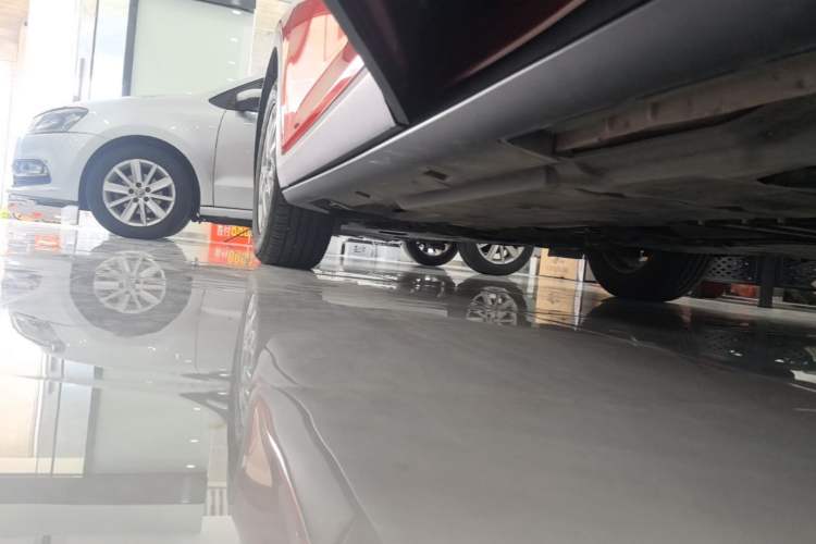 Used Mazda CX-4 2018 2.0L Automatic Two-Wheel Drive Blue Sky Dynamic Version China VI Standard Left Side Sill