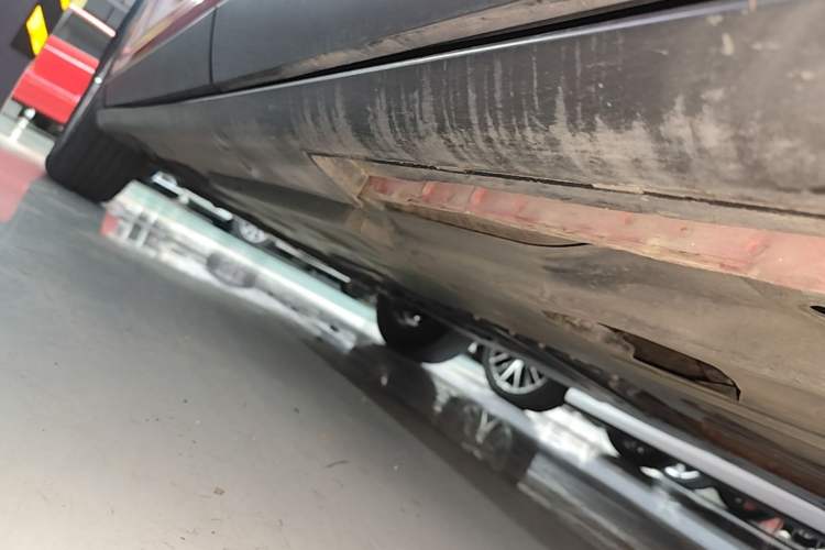 Used Mazda CX-4 2018 2.0L Automatic Two-Wheel Drive Blue Sky Dynamic Version China V Standard Left Side Sill