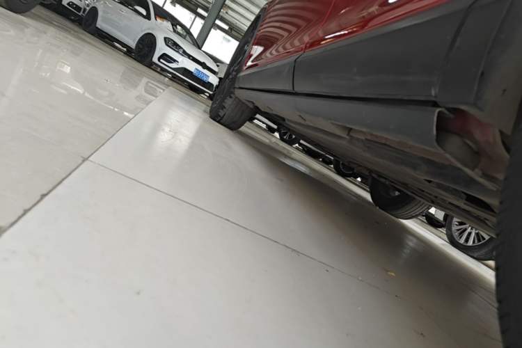 Used Mazda CX-4 2018 2.0L Automatic Two-Wheel Drive Blue Sky Dynamic Version China V Standard Left Side Sill