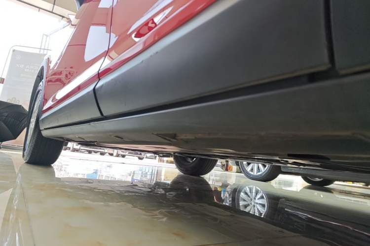 Used Mazda CX-4 2018 2.0L Automatic Two-Wheel Drive Blue Sky Dynamic Version China V Standard Left Side Sill