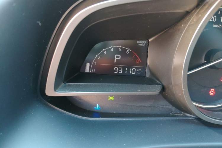 Used Mazda CX-4 2018 2.0L Automatic 2WD Blue Sky Exploration Edition China VI Standard Odometer Close Up