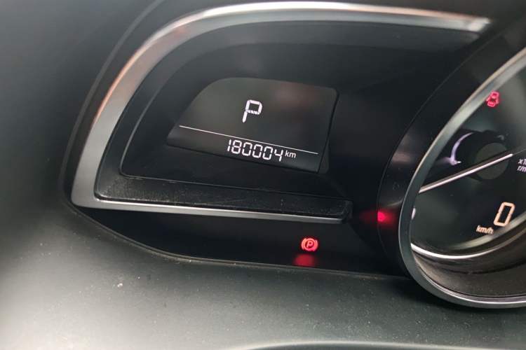 Used Mazda CX-4 2018 2.0L Automatic Two-Wheel Drive Blue Sky Leading Edition China V Standard Odometer Close Up