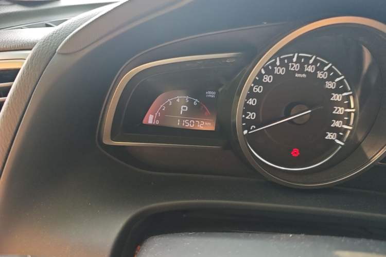 Used Mazda CX-4 2018 2.0L Automatic Two-Wheel Drive Blue Sky Dynamic Version China V Standard Odometer Close Up