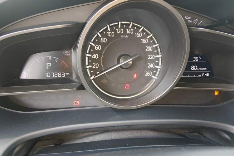 Used Mazda CX-4 2018 2.0L Automatic Two-Wheel Drive Blue Sky Dynamic Version China V Standard Odometer Close Up
