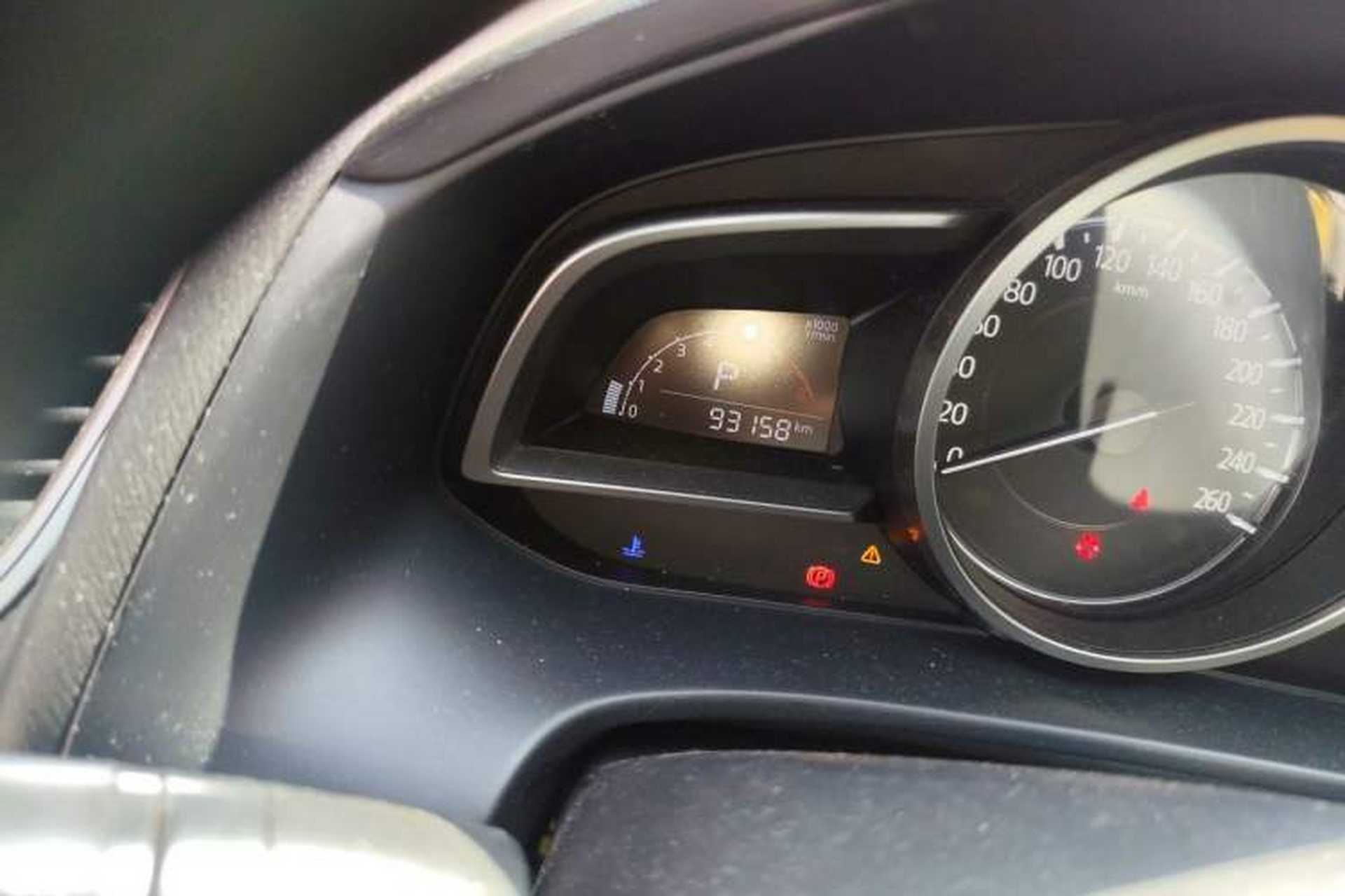 Used Mazda CX-4 2018 2.0L Automatic Two-Wheel Drive Blue Sky Dynamic Version China V Standard Odometer Close Up