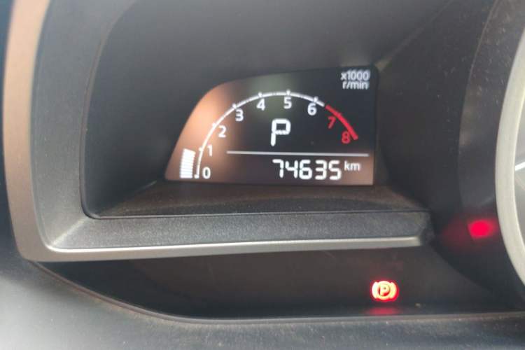 Used Mazda CX-4 2018 2.0L Automatic Two-Wheel Drive Blue Sky Premium Upgrade Version China VI Standard Odometer Close Up