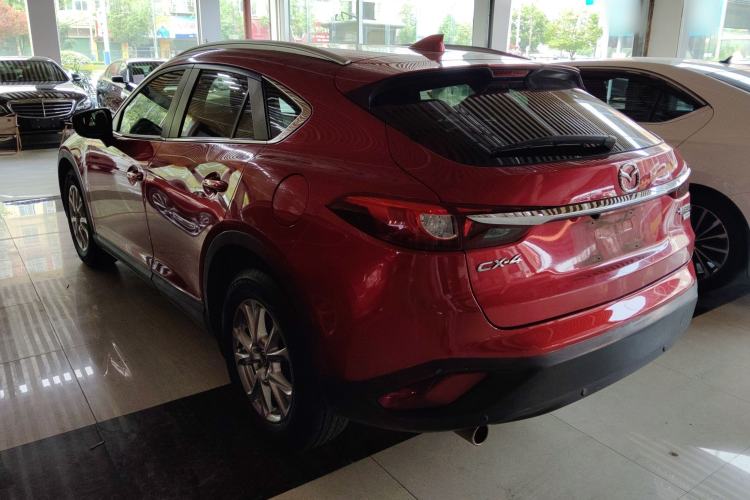 Used Mazda CX-4 2018 2.0L Automatic Two-Wheel Drive Blue Sky Dynamic Version China VI Standard Rear Left 45 Deg