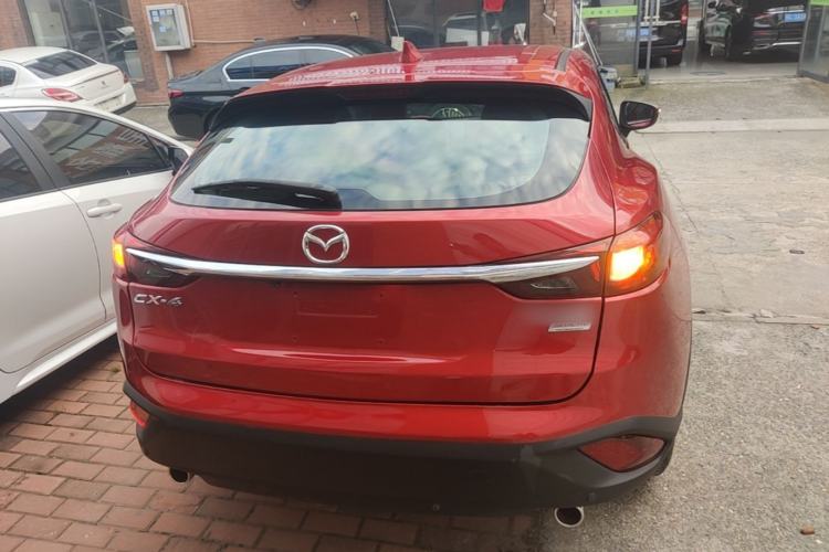 Used Mazda CX-4 2018 2.0L Automatic Two-Wheel Drive Blue Sky Dynamic Version China V Standard Rear