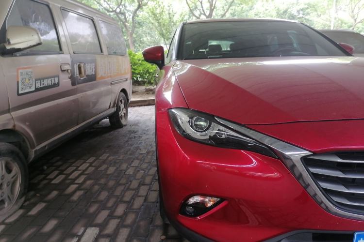 Used Mazda CX-4 2018 2.0L Automatic Two-Wheel Drive Blue Sky Luxury Edition Right Front Headlight