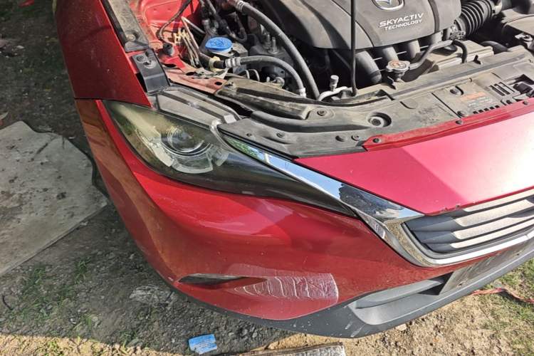 Used Mazda CX-4 2018 2.0L Automatic Two-Wheel Drive Blue Sky Dynamic Version China V Standard Right Front Headlight