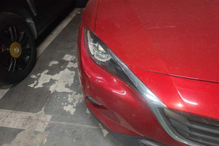 Used Mazda CX-4 2018 2.0L Automatic Two-Wheel Drive Blue Sky Dynamic Version China V Standard Right Front Headlight