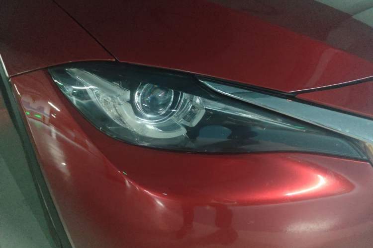Used Mazda CX-4 2018 2.0L Automatic Two-Wheel Drive Blue Sky Dynamic Version China V Standard Right Front Headlight