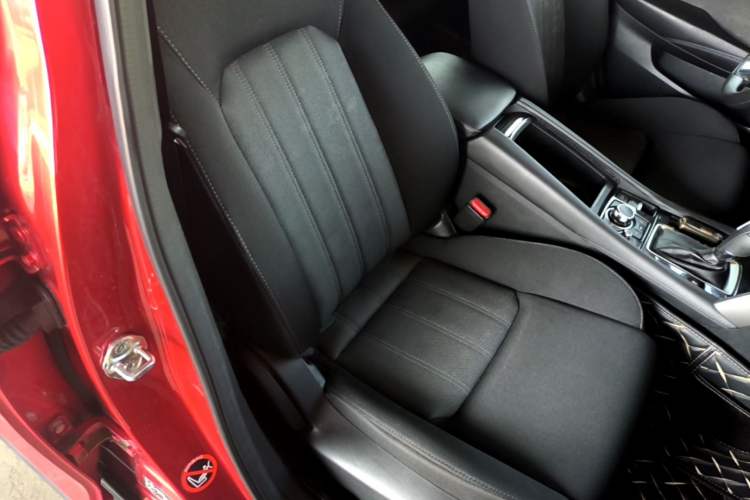Used Mazda CX-4 2018 2.0L Automatic Two-Wheel Drive Blue Sky Exploration Version China V Standard Right Front Seat