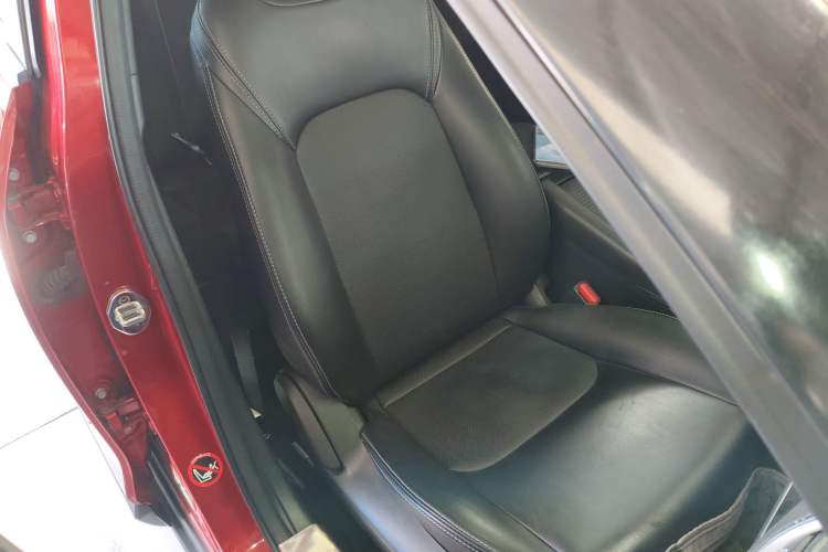 Used Mazda CX-4 2018 2.0L Automatic Two-Wheel Drive Blue Sky Dynamic Version China V Standard Right Front Seat