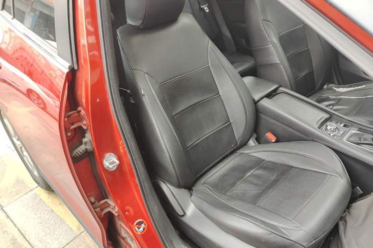 Used Mazda CX-4 2018 2.0L Automatic Two-Wheel Drive Blue Sky Exploration Version China V Standard Right Front Seat