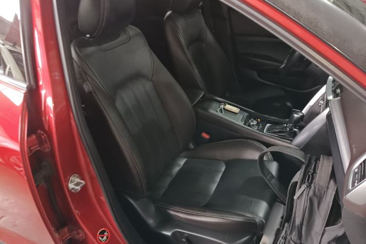 Used Mazda CX-4 2018 2.0L Automatic Two-Wheel Drive Blue Sky Leading Edition China V Standard Right Front Seat