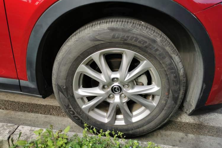 Used Mazda CX-4 2018 2.0L Automatic Two-Wheel Drive Blue Sky Luxury Edition Right Front Wheel Hub