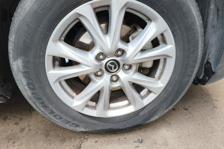 Used Mazda CX-4 2018 2.0L Automatic Two-Wheel Drive Blue Sky Dynamic Version China V Standard Right Front Wheel Hub