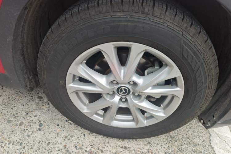Used Mazda CX-4 2018 2.0L Automatic Two-Wheel Drive Blue Sky Dynamic Version China V Standard Right Front Wheel Hub