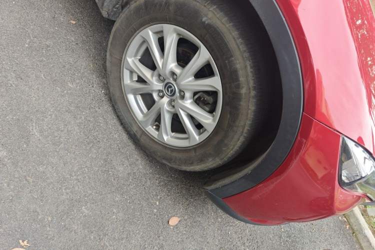 Used Mazda CX-4 2018 2.0L Automatic Two-Wheel Drive Blue Sky Luxury Edition Right Front Wheel Hub