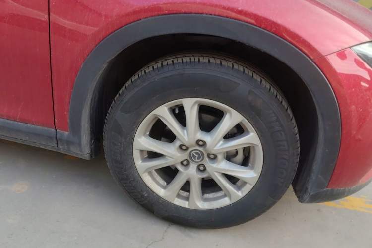Used Mazda CX-4 2018 2.0L Automatic Two-Wheel Drive Blue Sky Dynamic Version China VI Standard Right Front Wheel Hub
