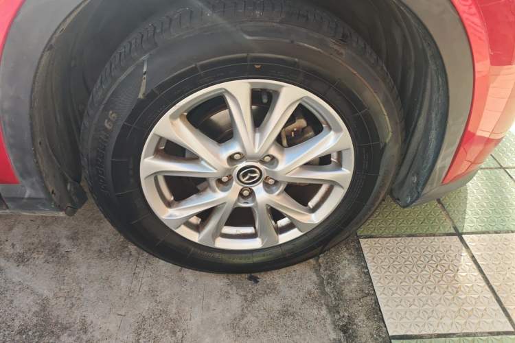 Used Mazda CX-4 2018 2.0L Automatic Two-Wheel Drive Blue Sky Dynamic Version China V Standard Right Front Wheel Hub