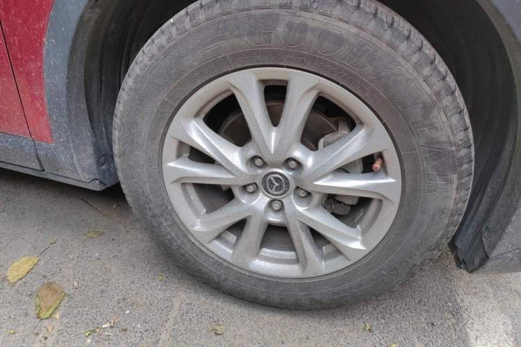 Used Mazda CX-4 2018 2.0L Automatic Two-Wheel Drive Blue Sky Dynamic Version China V Standard Right Front Wheel Hub