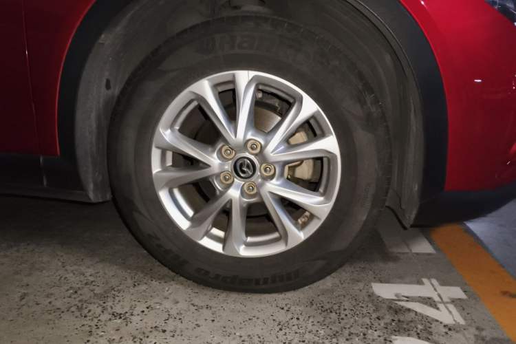 Used Mazda CX-4 2018 2.0L Automatic 2WD ZhiLing Tech Edition China V Standard Right Front Wheel Hub