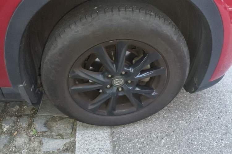Used Mazda CX-4 2018 2.0L Automatic Two-Wheel Drive Blue Sky Dynamic Version China VI Standard Right Front Wheel Hub