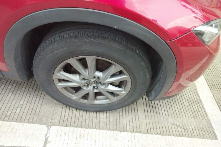 Used Mazda CX-4 2018 2.0L Automatic Two-Wheel Drive Blue Sky Premium Upgrade Version China V Standard Right Front Wheel Hub