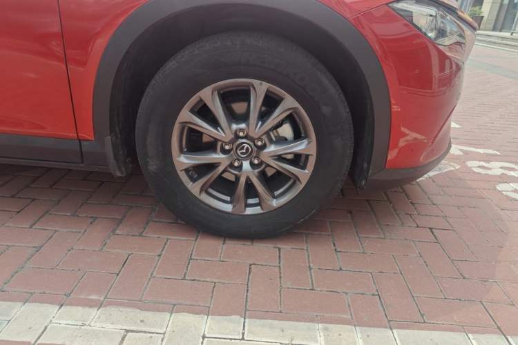 Used Mazda CX-4 2018 2.0L Automatic Two-Wheel Drive Blue Sky Leading Edition China V Standard Right Front Wheel Hub