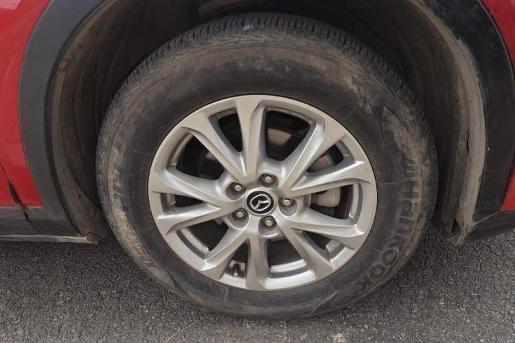 Used Mazda CX-4 2018 2.0L Manual Two-Wheel Drive Blue Sky Dynamic Edition China V Standard Right Front Wheel Hub