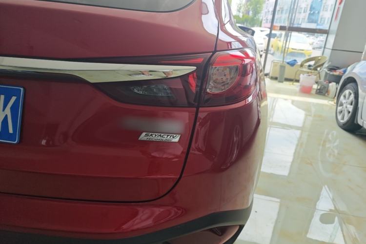 Used Mazda CX-4 2018 2.0L Automatic Two-Wheel Drive Blue Sky Dynamic Version China V Standard Right Rear Taillight