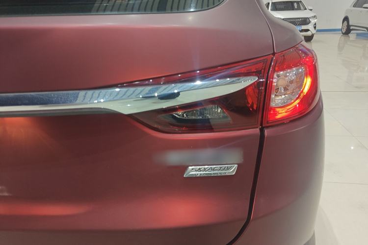Used Mazda CX-4 2018 2.0L Automatic Two-Wheel Drive Blue Sky Dynamic Version China V Standard Right Rear Taillight