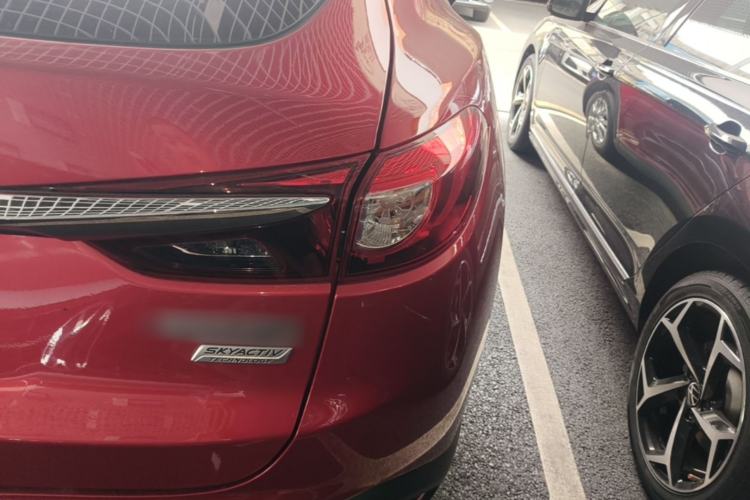 Used Mazda CX-4 2018 2.0L Automatic Two-Wheel Drive Blue Sky Dynamic Version China V Standard Right Rear Taillight