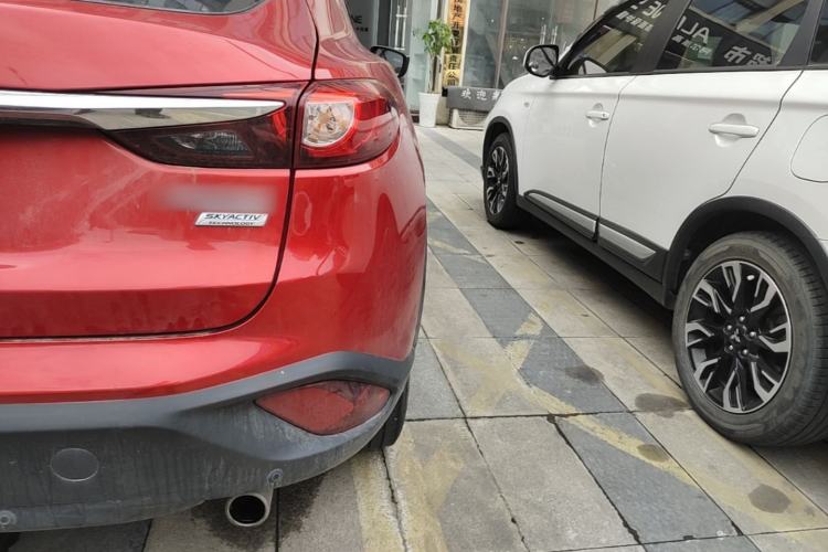 Used Mazda CX-4 2018 2.0L Automatic Two-Wheel Drive Blue Sky Exploration Version China V Standard Right Rear Taillight