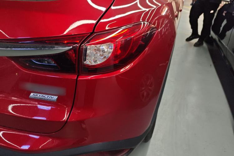 Used Mazda CX-4 2018 2.0L Automatic Two-Wheel Drive Blue Sky Luxury Edition Right Rear Taillight