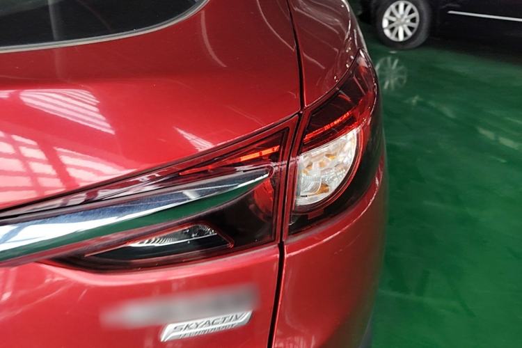 Used Mazda CX-4 2018 2.0L Automatic Two-Wheel Drive Blue Sky Luxury Edition Right Rear Taillight