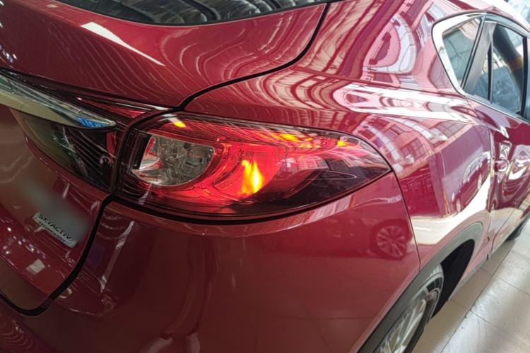 Used Mazda CX-4 2018 2.0L Automatic Two-Wheel Drive Blue Sky Dynamic Version China V Standard Right Rear Taillight