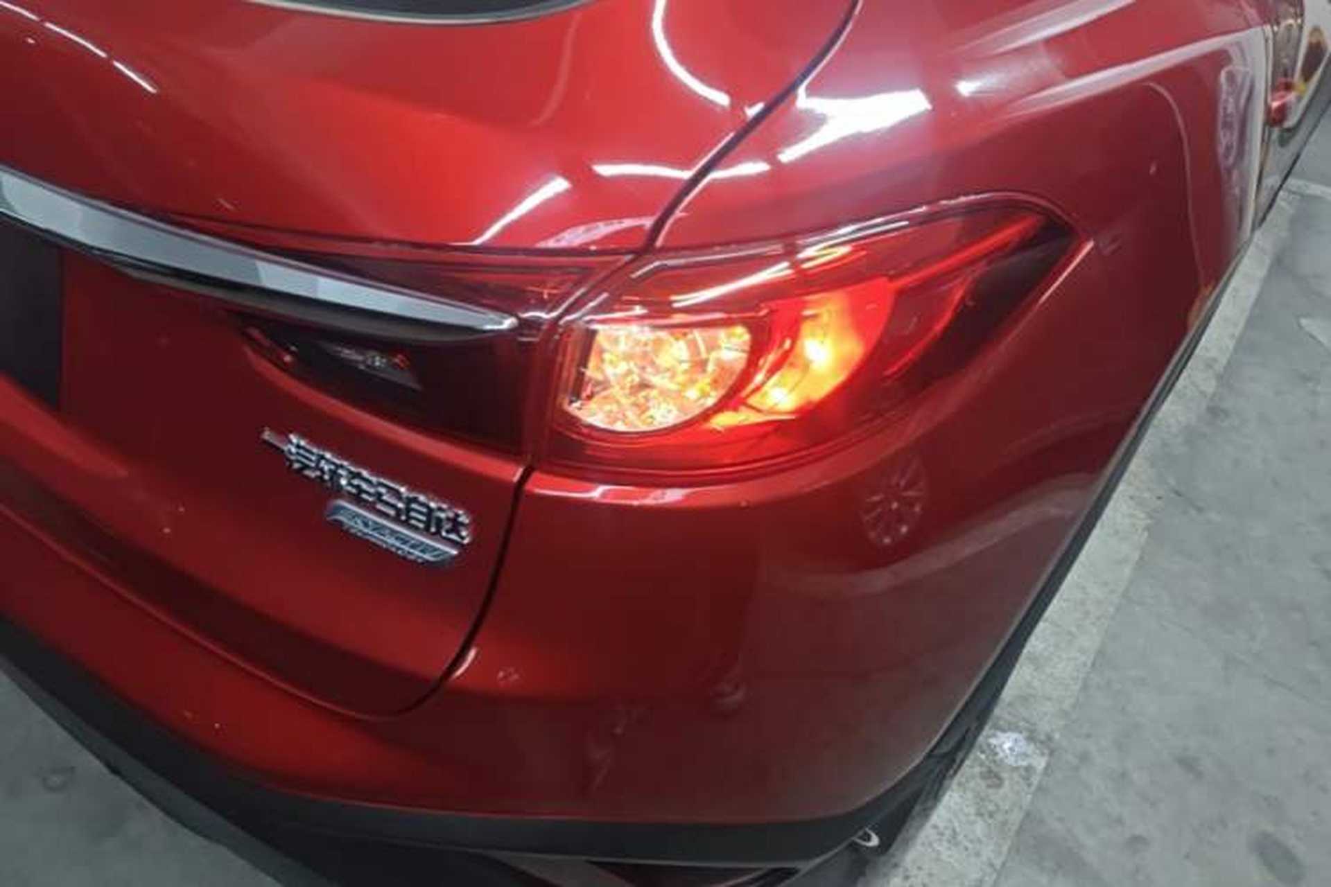 Used Mazda CX-4 2018 2.0L Automatic Two-Wheel Drive Blue Sky Premium Upgrade Version China VI Standard Right Rear Taillight