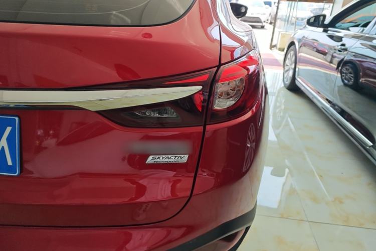 Used Mazda CX-4 2018 2.0L Automatic Two-Wheel Drive Blue Sky Dynamic Version China V Standard Right Rear Taillight