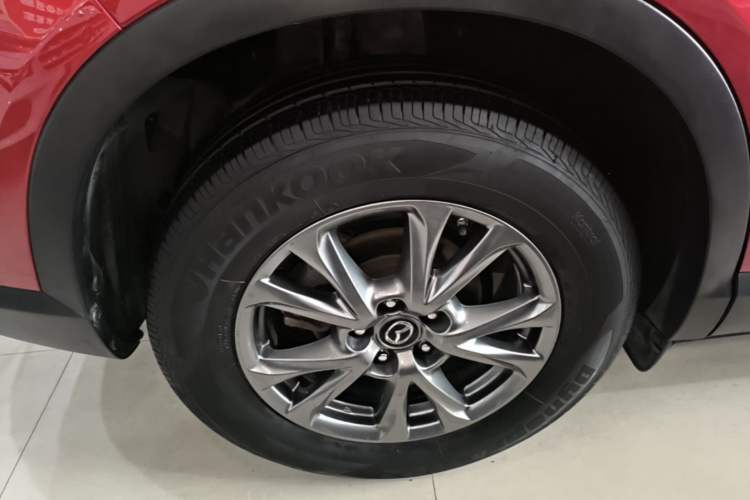 Used Mazda CX-4 2018 2.0L Automatic Two-Wheel Drive Blue Sky Premium Upgrade Version China V Standard Right Rear Wheel Hub