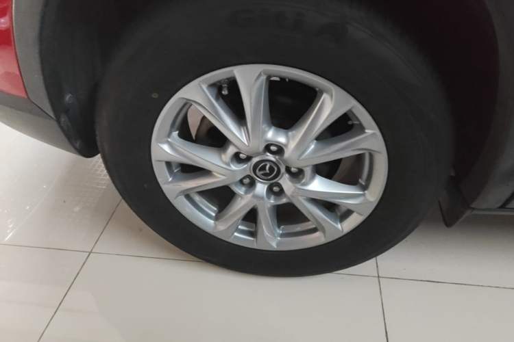 Used Mazda CX-4 2018 2.0L Automatic Two-Wheel Drive Blue Sky Dynamic Version China V Standard Right Rear Wheel Hub
