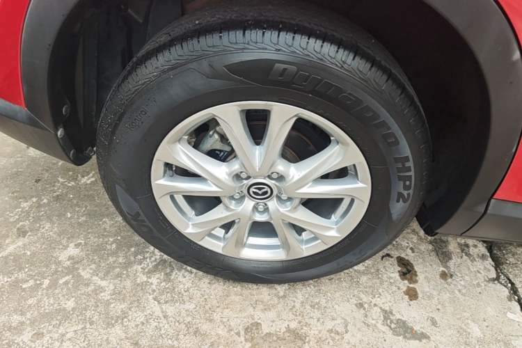 Used Mazda CX-4 2018 2.0L Automatic Two-Wheel Drive Blue Sky Exploration Version China V Standard Right Rear Wheel Hub