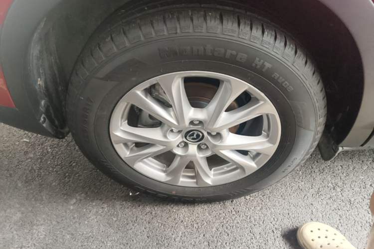 Used Mazda CX-4 2018 2.0L Automatic Two-Wheel Drive Blue Sky Dynamic Version China V Standard Right Rear Wheel Hub